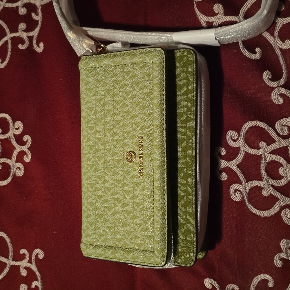 Michael Kors Two Tone Smartphone Crossbody